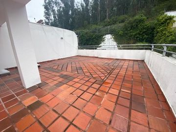 CASA EN VENTA URBANIZACION VISTA GRANDE