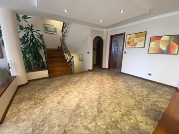 CASA EN VENTA URBANIZACION VISTA GRANDE