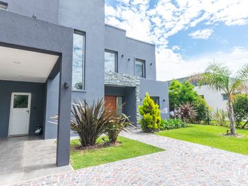 Venta casa Barrancas de Iraola