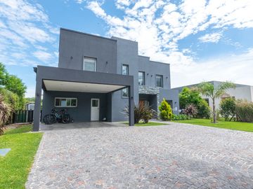 Venta casa Barrancas de Iraola