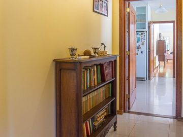Venta Casa Exclusiva en La Horqueta - 1528 m2