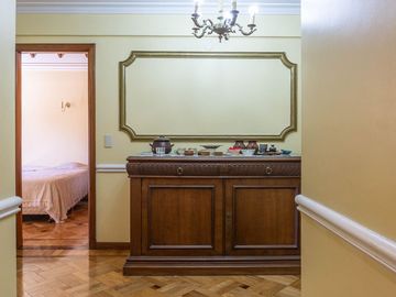 Venta Casa Exclusiva en La Horqueta - 1528 m2