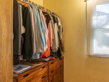 Venta Casa Exclusiva en La Horqueta - 1528 m2
