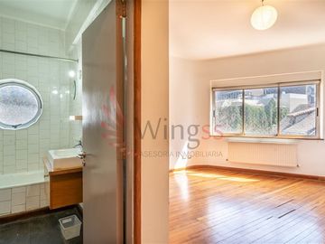 Departamento en Venta en Barrio Lastarria - Amplio Remodelado y Lleno de luz