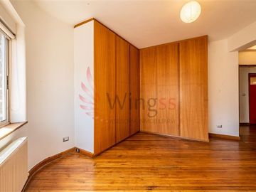 Departamento en Venta en Barrio Lastarria - Amplio Remodelado y Lleno de luz
