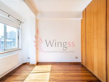 Departamento en Venta en Barrio Lastarria - Amplio Remodelado y Lleno de luz