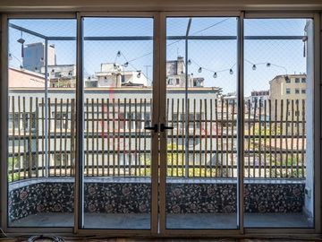 Departamento en Venta en Barrio Lastarria - Amplio Remodelado y Lleno de luz
