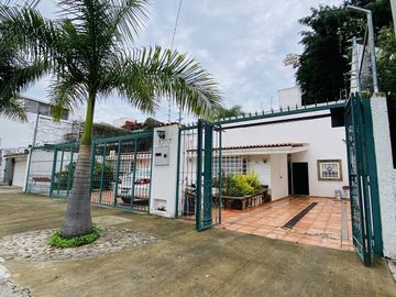 Casa en Venta, en Residencial Victoria