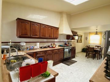 Casa en Venta, en Residencial Victoria