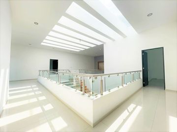 Casa en Venta, Lomas de Valle Escondido, 4 Recámaras