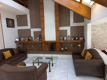 Casa en Venta, Lomas de Valle Dorado, 3 Recámaras