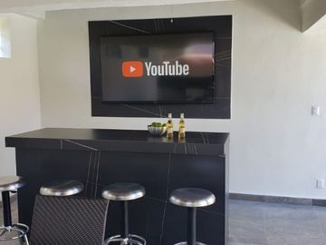 Casa en Venta, Lomas de Cuernavaca, 6 Recámaras