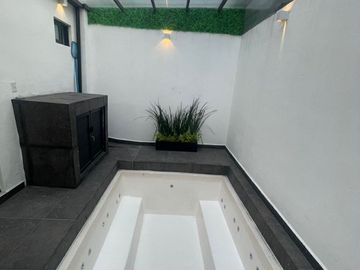 Casa en Venta, Coyoacán, 4 Recámaras