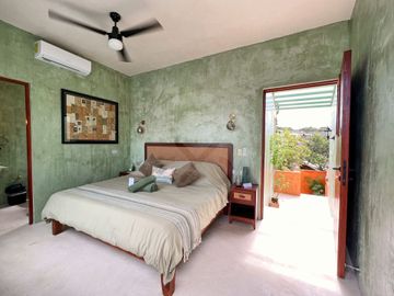 Casa uso de suelo en venta en Merida Centro