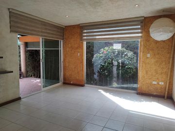 Casa residencial en venta, Fracc. Senda del Sol, Zerezotla, Cholula, Pue.