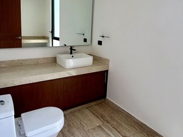 Casa en venta a estrenar Yucatán Country Club