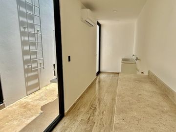 Casa en venta a estrenar Yucatán Country Club
