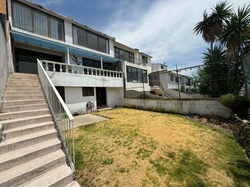 Casa en Venta, Lomas de Valle Dorado, 4 Recámaras