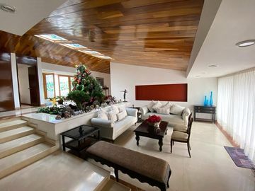 Casa en Venta, Lomas Hipódromo, 4 Recamaras
