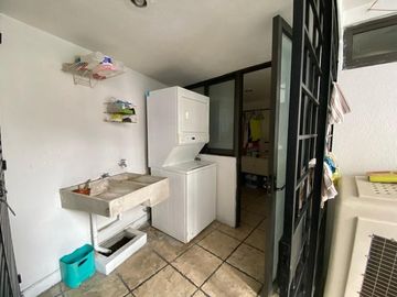 Casa en Venta, Lomas Hipódromo, 4 Recamaras
