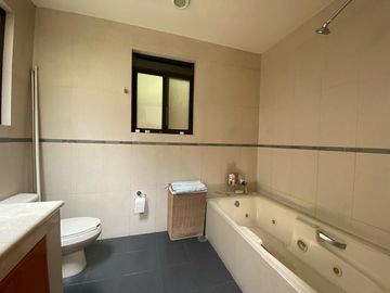 Casa en Venta, Lomas Hipódromo, 4 Recamaras