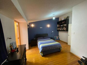 Casa en Venta, Lomas Hipódromo, 4 Recamaras