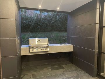 Venta de Casa Campestre en El Alto de las Palmas