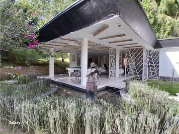 Venta Casa Campestre cerca de La Tebaida