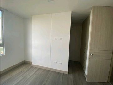 Se vende apto en los cristales oeste cali