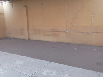 GRAN TERRENO CON 3 FRENTES EN ZONA INDUSTRIAL - VENTANILLA
