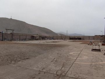 GRAN TERRENO CON 3 FRENTES EN ZONA INDUSTRIAL - VENTANILLA