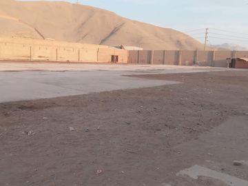 GRAN TERRENO CON 3 FRENTES EN ZONA INDUSTRIAL - VENTANILLA