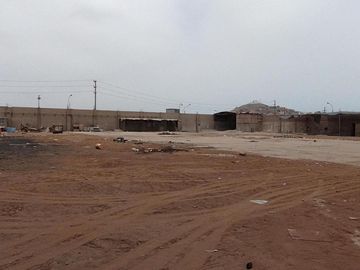 GRAN TERRENO CON 3 FRENTES EN ZONA INDUSTRIAL - VENTANILLA