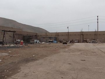 GRAN TERRENO CON 3 FRENTES EN ZONA INDUSTRIAL - VENTANILLA