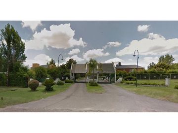 VENTA Casa en barrio cerrado Village del Parque , Berazategui, Hudson. Apto credito!