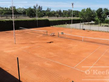VENTA Casa en barrio cerrado Village del Parque , Berazategui, Hudson. Apto credito!