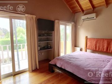 VENTA Casa en barrio cerrado Village del Parque , Berazategui, Hudson. Apto credito!
