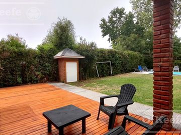 VENTA Casa en barrio cerrado Village del Parque , Berazategui, Hudson. Apto credito!