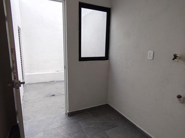 CASA EN EVNTA COLONIA NIÑOS HEROES