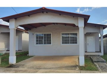 VENTA DE CASA EN BRISAS DEL GOLF ARRAIJAN