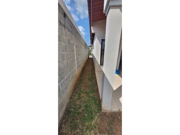 VENTA DE CASA EN BRISAS DEL GOLF ARRAIJAN