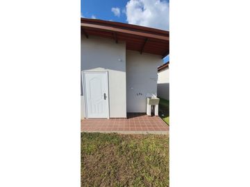 VENTA DE CASA EN BRISAS DEL GOLF ARRAIJAN