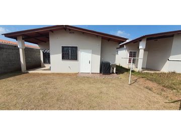 VENTA DE CASA EN BRISAS DEL GOLF ARRAIJAN
