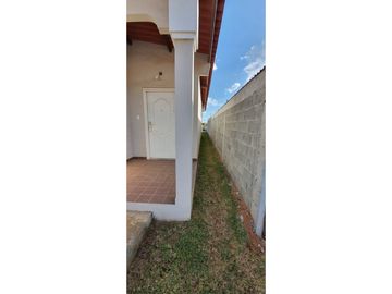 VENTA DE CASA EN BRISAS DEL GOLF ARRAIJAN
