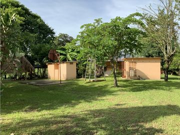 VENTA DE FINCA EN HERRERA, SECTOR OCU A ORILLA DE CARRETERA
