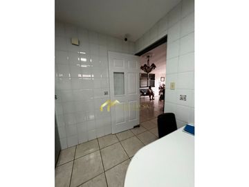 VENTA CASA EN BRISAS DEL GOLF REMODELADA