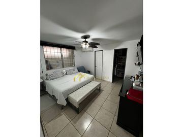 VENTA CASA EN BRISAS DEL GOLF REMODELADA