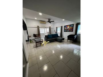 VENTA CASA EN BRISAS DEL GOLF REMODELADA