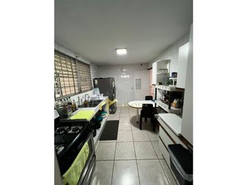 VENTA CASA EN BRISAS DEL GOLF REMODELADA