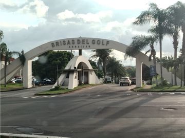 ALQUILER CON OPCION A COMPRA DE CASA EN BRISAS DEL GOLF ARRAIJAN (GN)